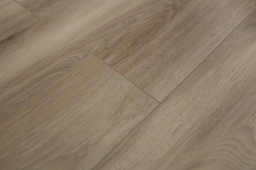 Замковая ПВХ плитка "Art Tile" Клён Фог (1220*152*5 мм) — купить в Березниках