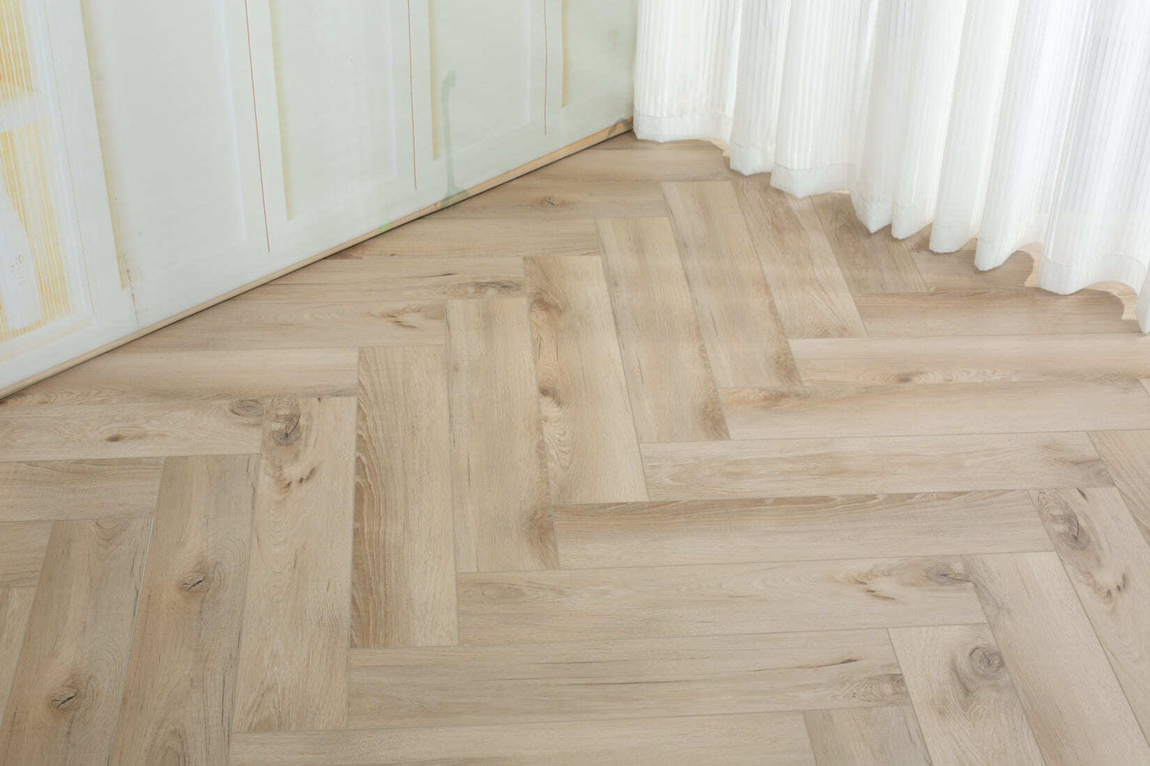 Плитка SPC "OneFloor" 3009 А,В  ЁЛКА (640*128*4 мм) — купить в Березниках