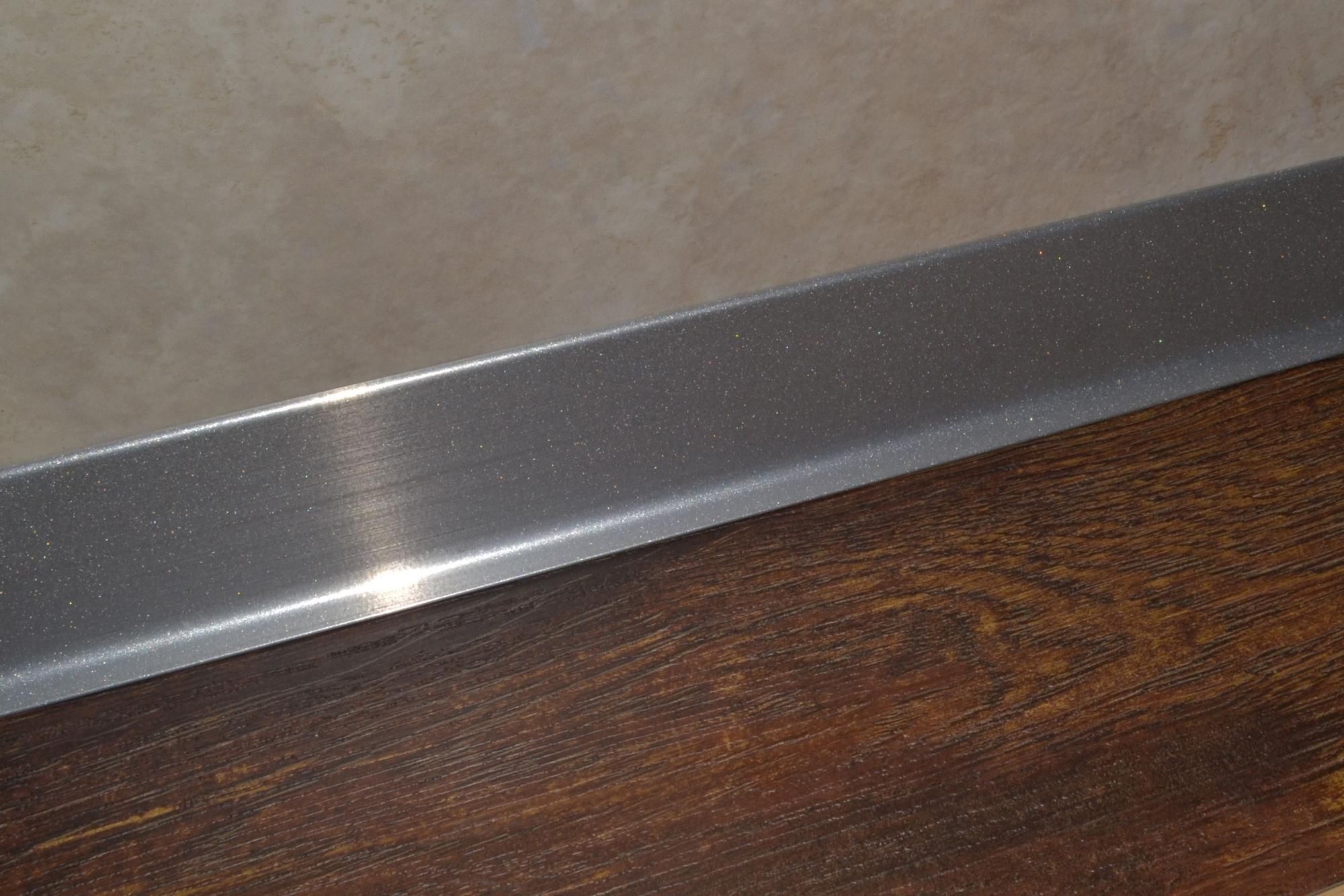 Плинтус алюминиевый L-образный серебристый (2500*11*60 мм) — купить в Березниках