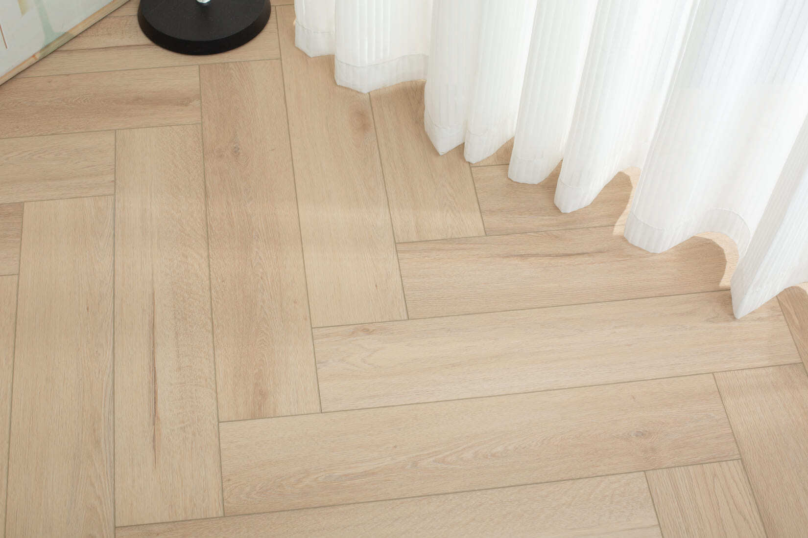 Плитка SPC "OneFloor" 3032 А,В  ЁЛКА (640*128*4 мм) — купить в Березниках