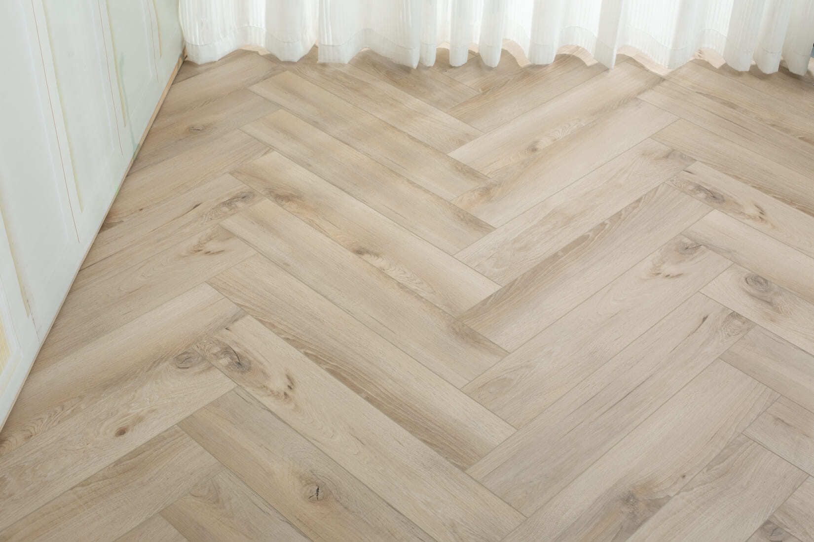 Плитка SPC "OneFloor" 3009 А,В  ЁЛКА (640*128*4 мм) — купить в Березниках