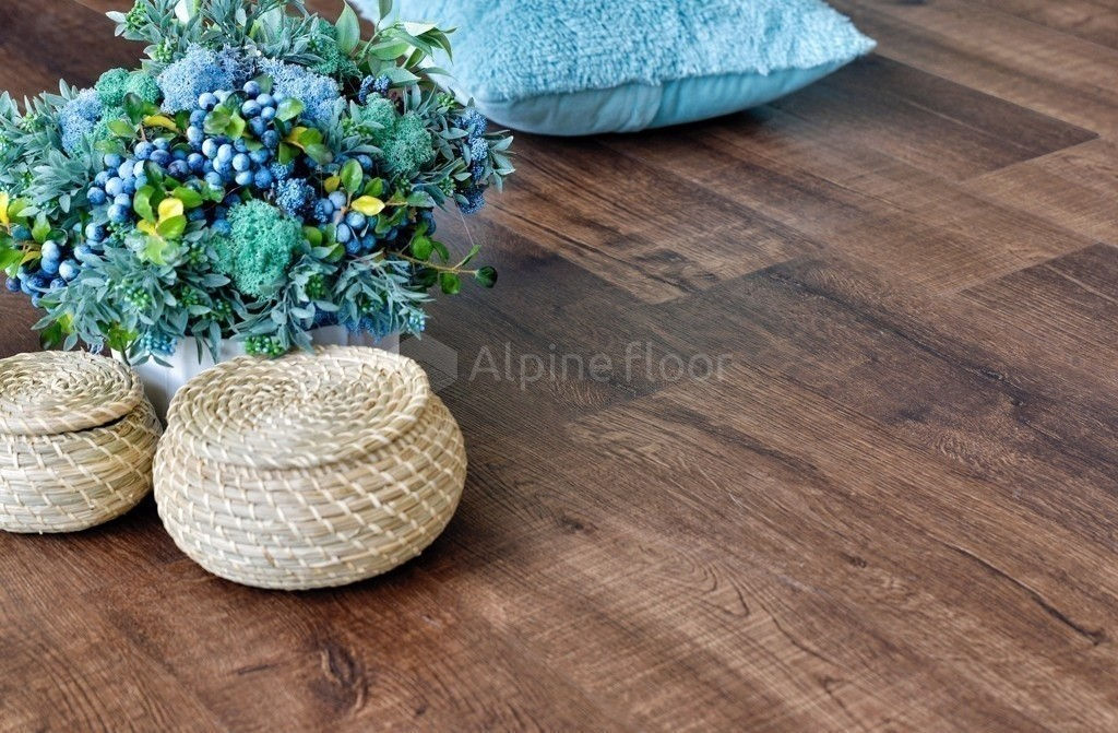 Замковая ПВХ плитка "Alpine Floor" Дуб Мокка Синхронное тиснение  (1220*183*6мм) — купить в Березниках