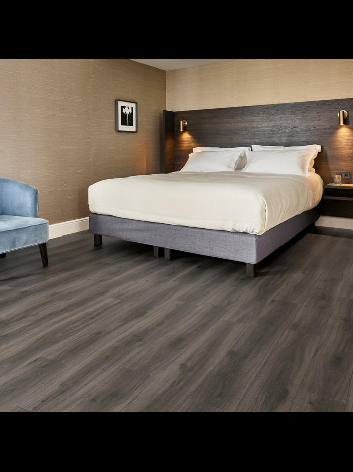 Замковая ПВХ плитка Tradition Oak 890 (1251*189*5 мм) — купить в Березниках