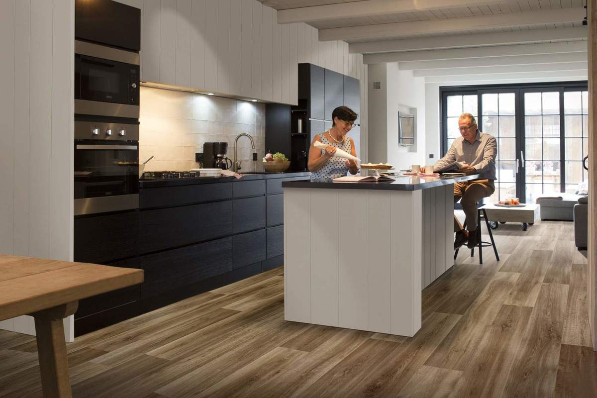 Замковая ПВХ плитка "Berry Alloc" Pureclick 55 LIME OAK 966D (204*1326*5 мм) — купить в Березниках