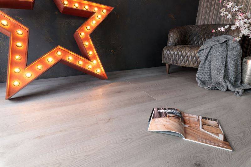 Замковая ПВХ плитка "Aquafloor" AF8022XXL (1800*228*8 мм) — купить в Березниках