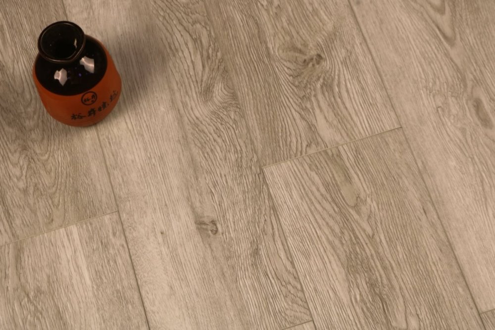 LVT плитка "Profield" Дуб Мадейра (915,4*152,4*2,5 мм) — купить в Березниках