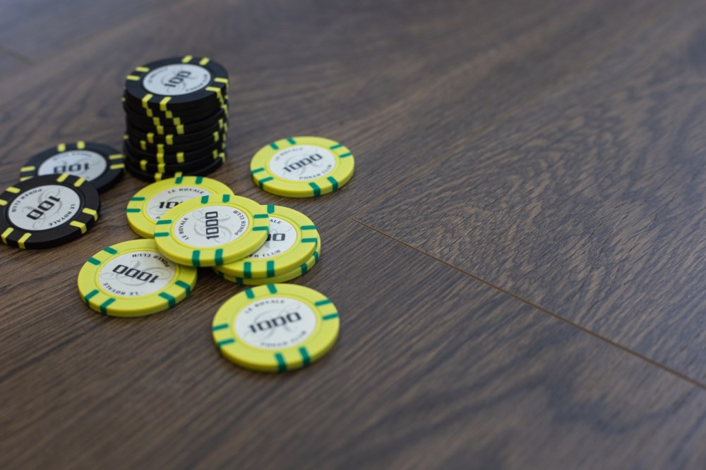 Плитка каменно-полимерная "Art Tile" Ясень Карамельный (1220*199*9 мм) — купить в Березниках