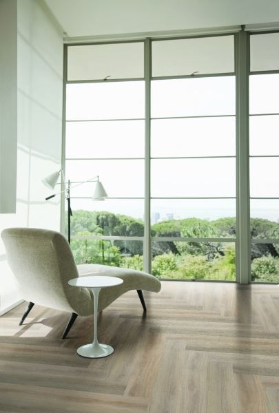 Кварцвиниловая плитка "LG" Орешник классический (1200*180*2 мм) — купить в Березниках