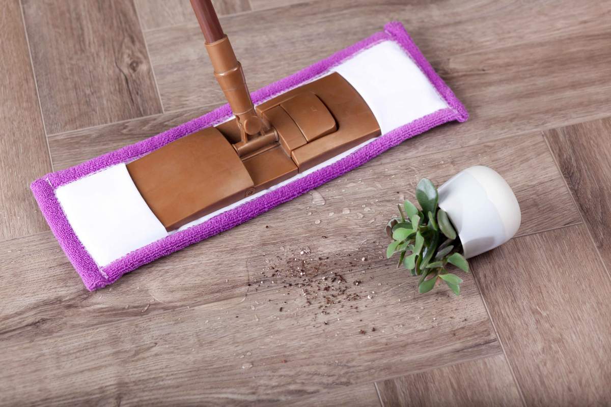 Замковая ПВХ плитка "Aberhof" Carmelita 1862 (615*123*5 мм) — купить в Березниках