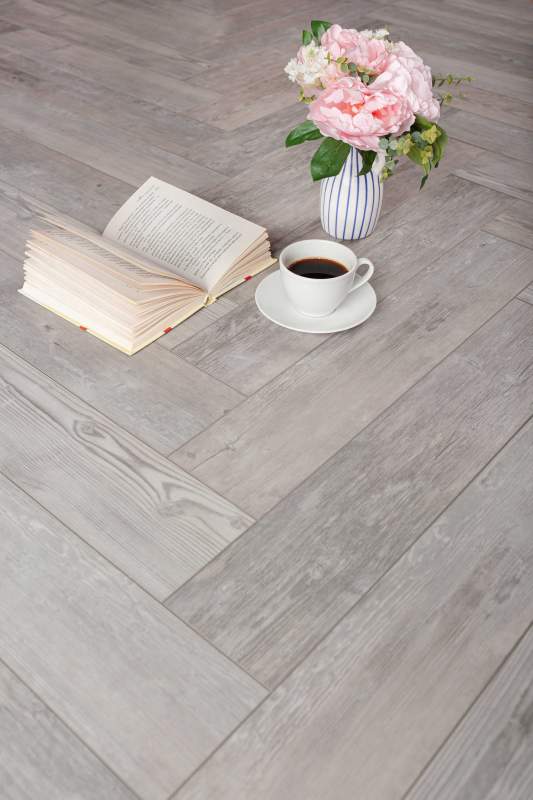 Замковая ПВХ плитка "Aberhof" Carmelita 1687 (615*123*5 мм) — купить в Березниках