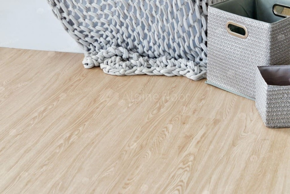 Виниловый ламинат "Alpine Floor" Classic Light MC Ясень Макао (1220*183*3,5 мм) — купить в Березниках